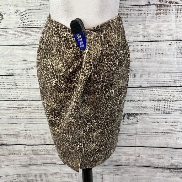 Talbots Skirt size 4 Brown Velvet Cheetah Leopard Straight Pencil Knee Career - Picture 7 of 8
